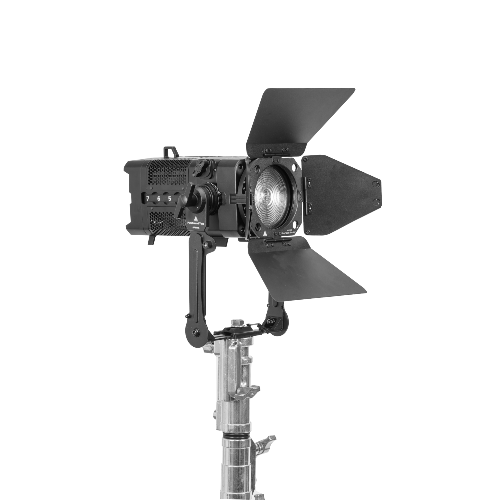 2er Akkuscheinwerfer Case Astera PlutoFresnel